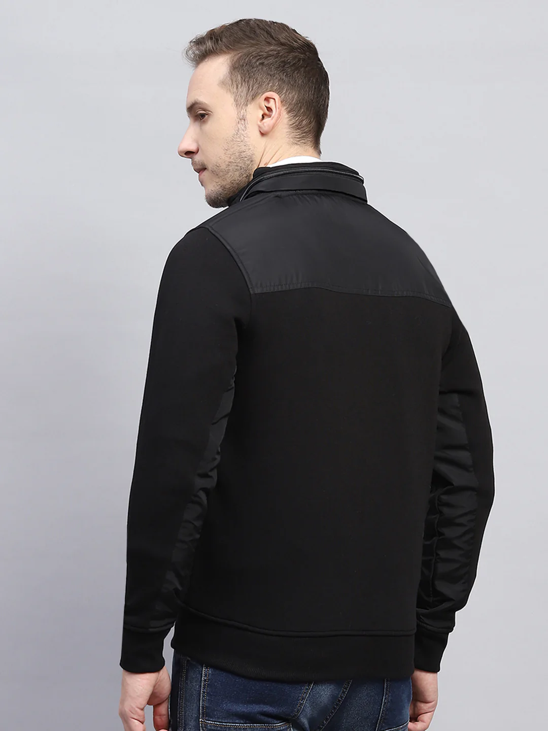 Men Black Solid Detachable Hood Full Sleeve Sweatshirt - Image 6