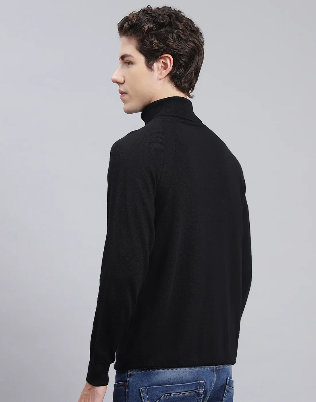 Men Black Solid High Neck Full Sleeve Pullover - Image 5