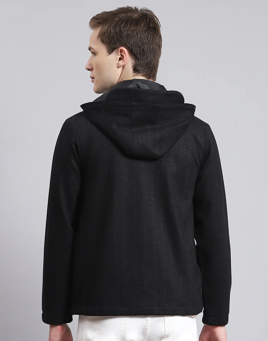 Men Black Solid Hooded Full Sleeve Jacket - Image 5