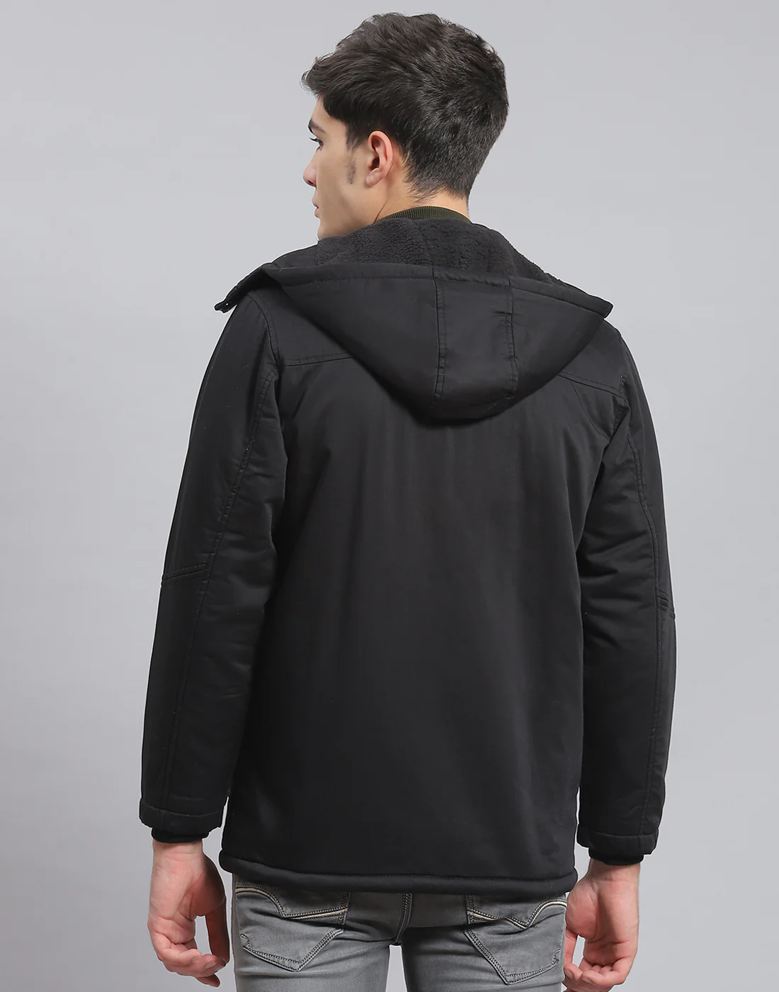 Men Black Solid Hooded Full Sleeve Jacket - Image 5