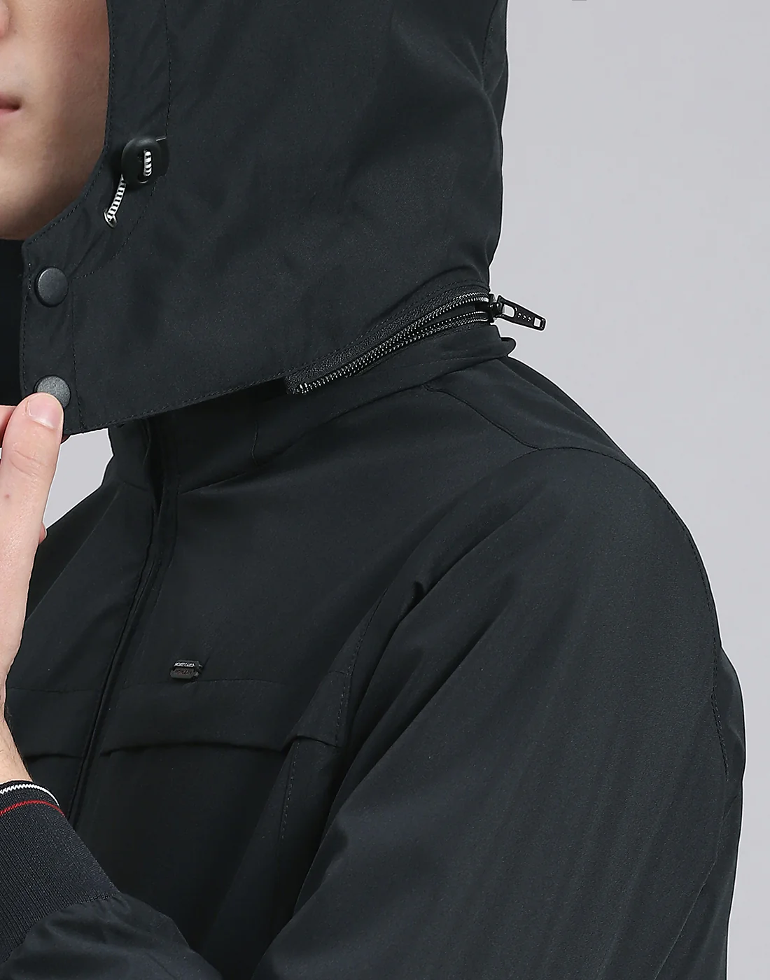 Men Black Solid Hooded Full Sleeve Jacket - Image 8