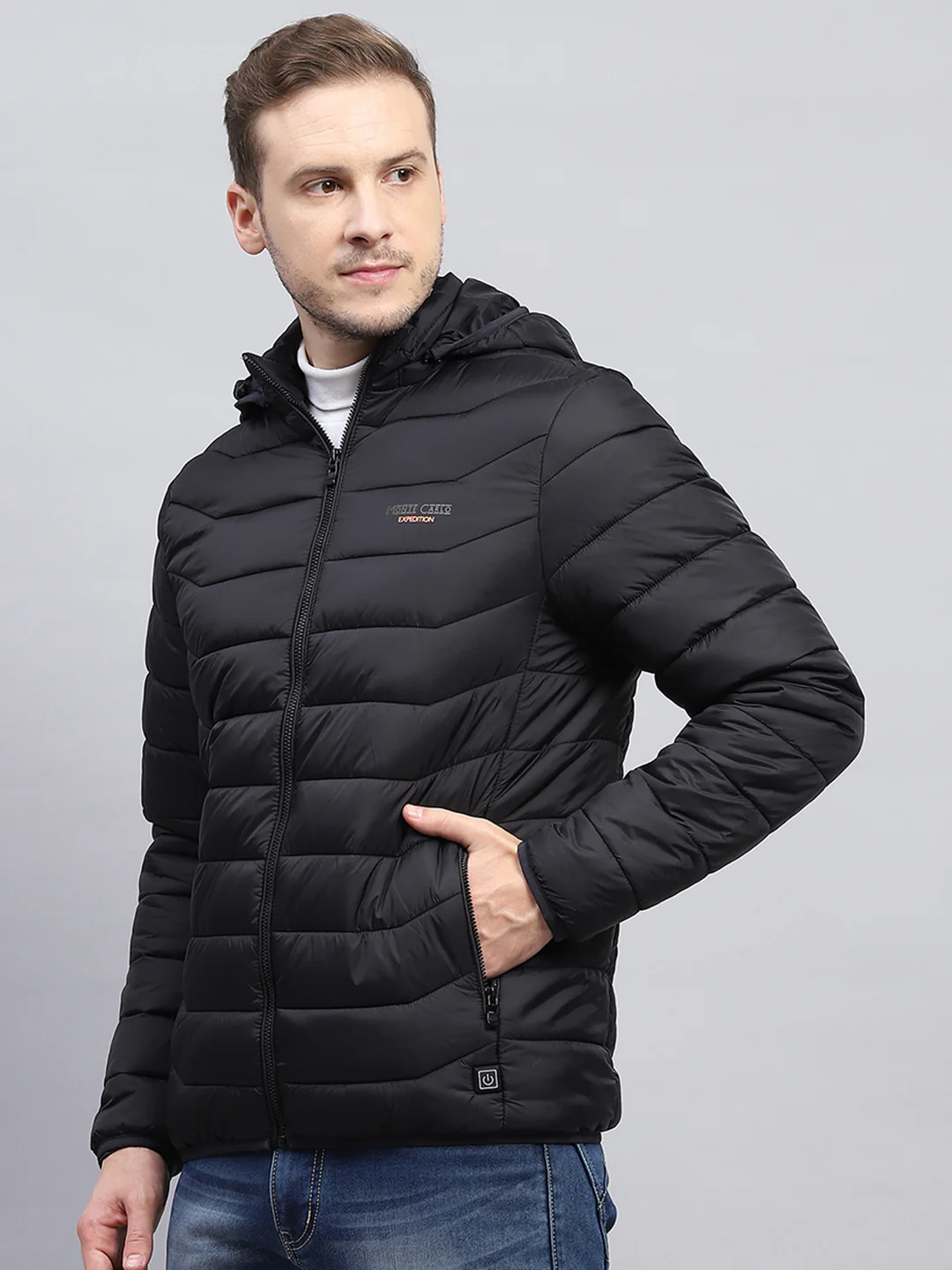 Men Black Solid Hooded Full Sleeve Heating Jacket - Image 3