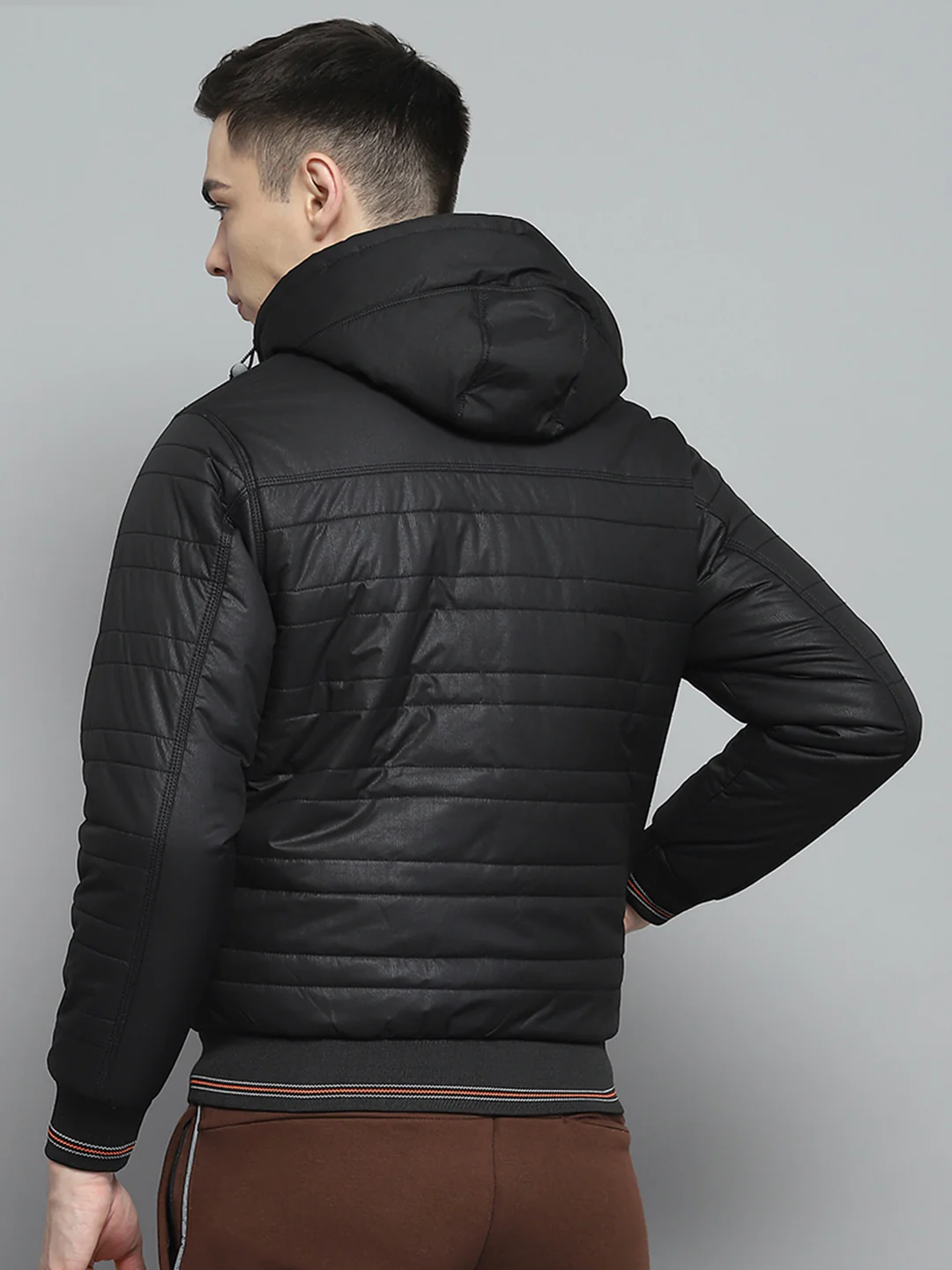 Men Black Solid Hooded Full Sleeve Jacket - Image 5