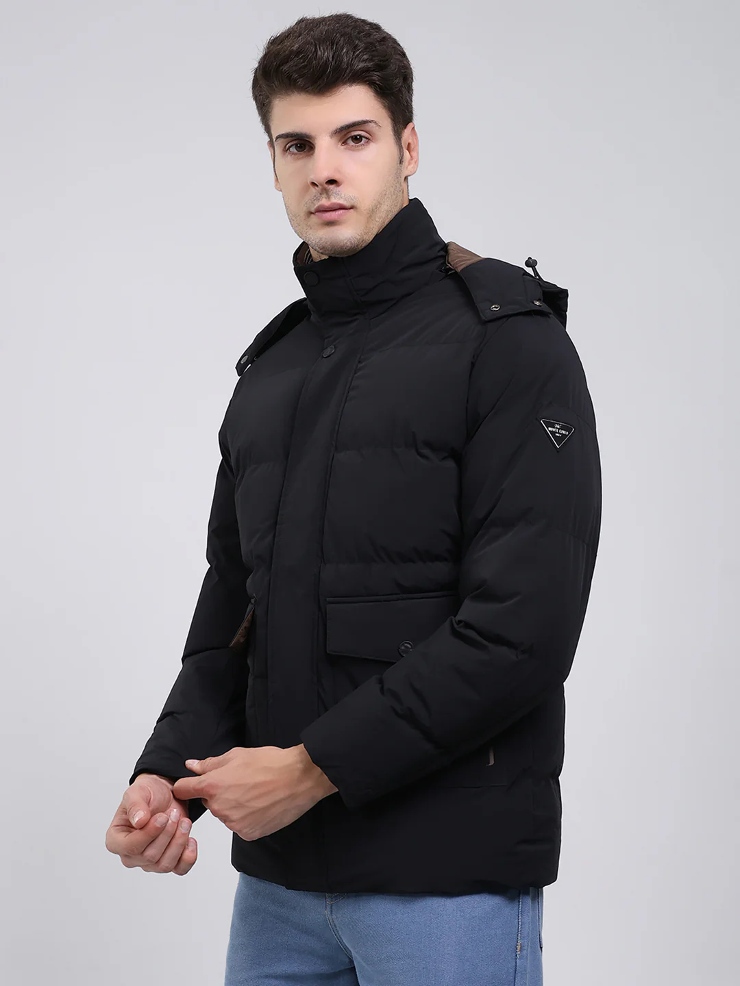 Men Black Solid Hooded Full Sleeve Jacket - Image 3