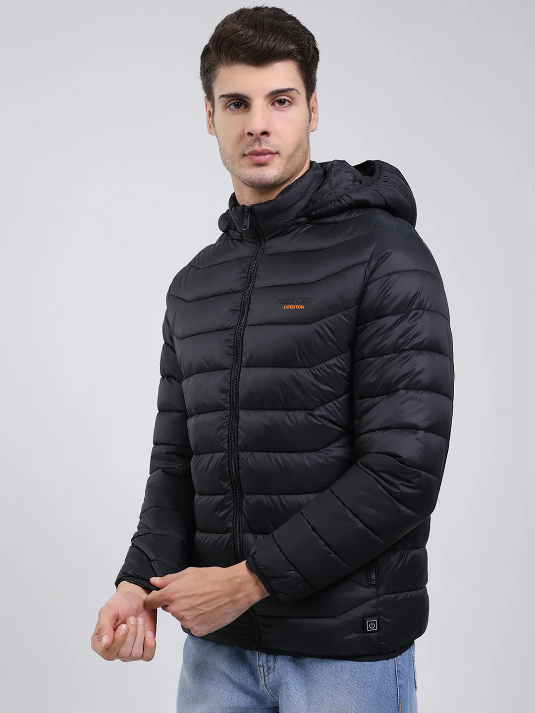 Men Black Solid Hooded Full Sleeve Heating Jacket - Image 3