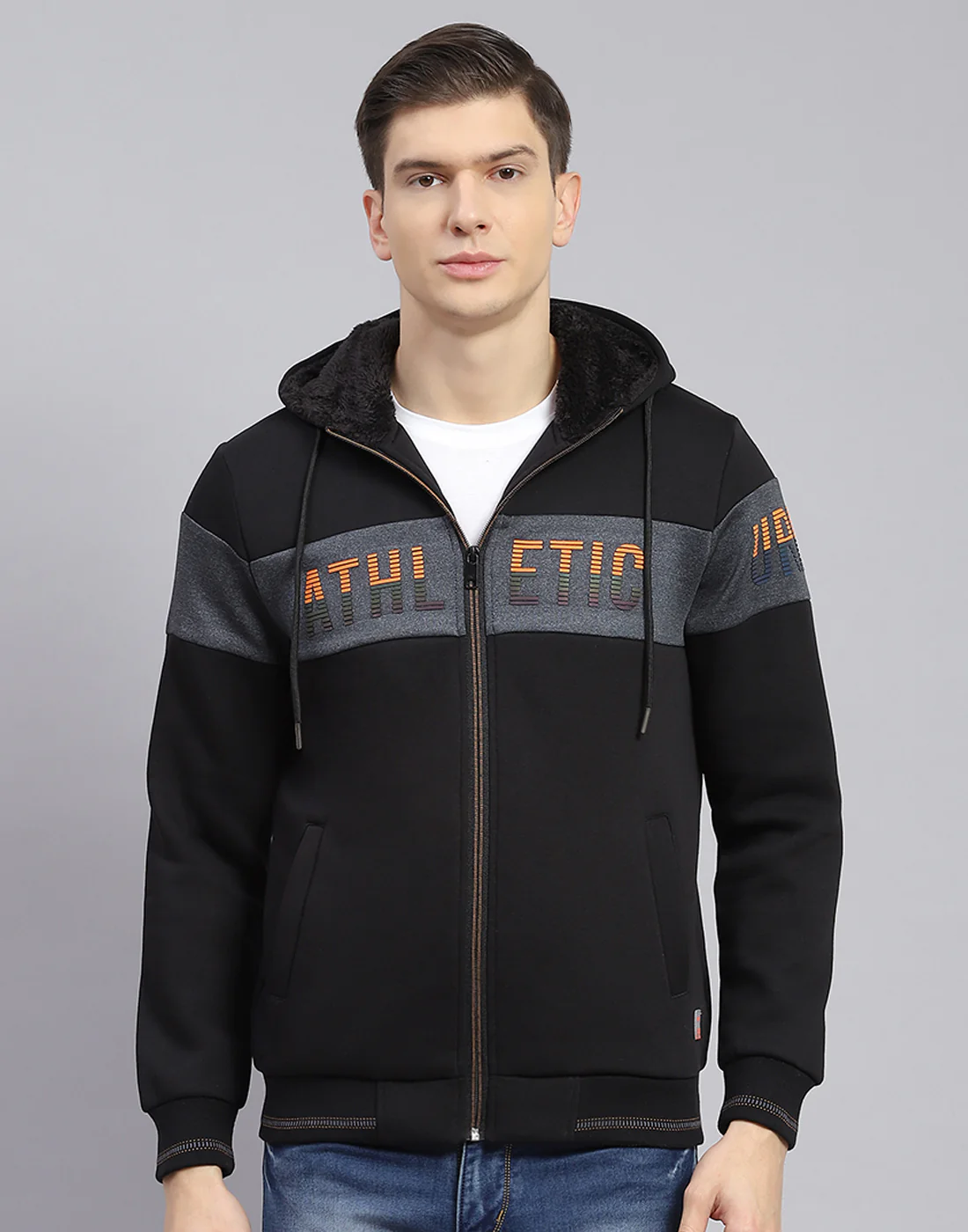 Men Black Solid Hooded Full Sleeve Sweatshirt - Image 2