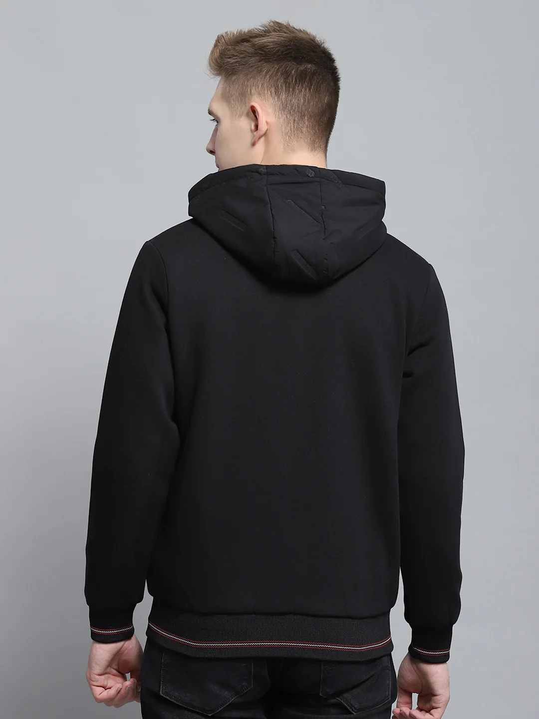 Men Black Solid Hooded Full Sleeve Sweatshirt - Image 5