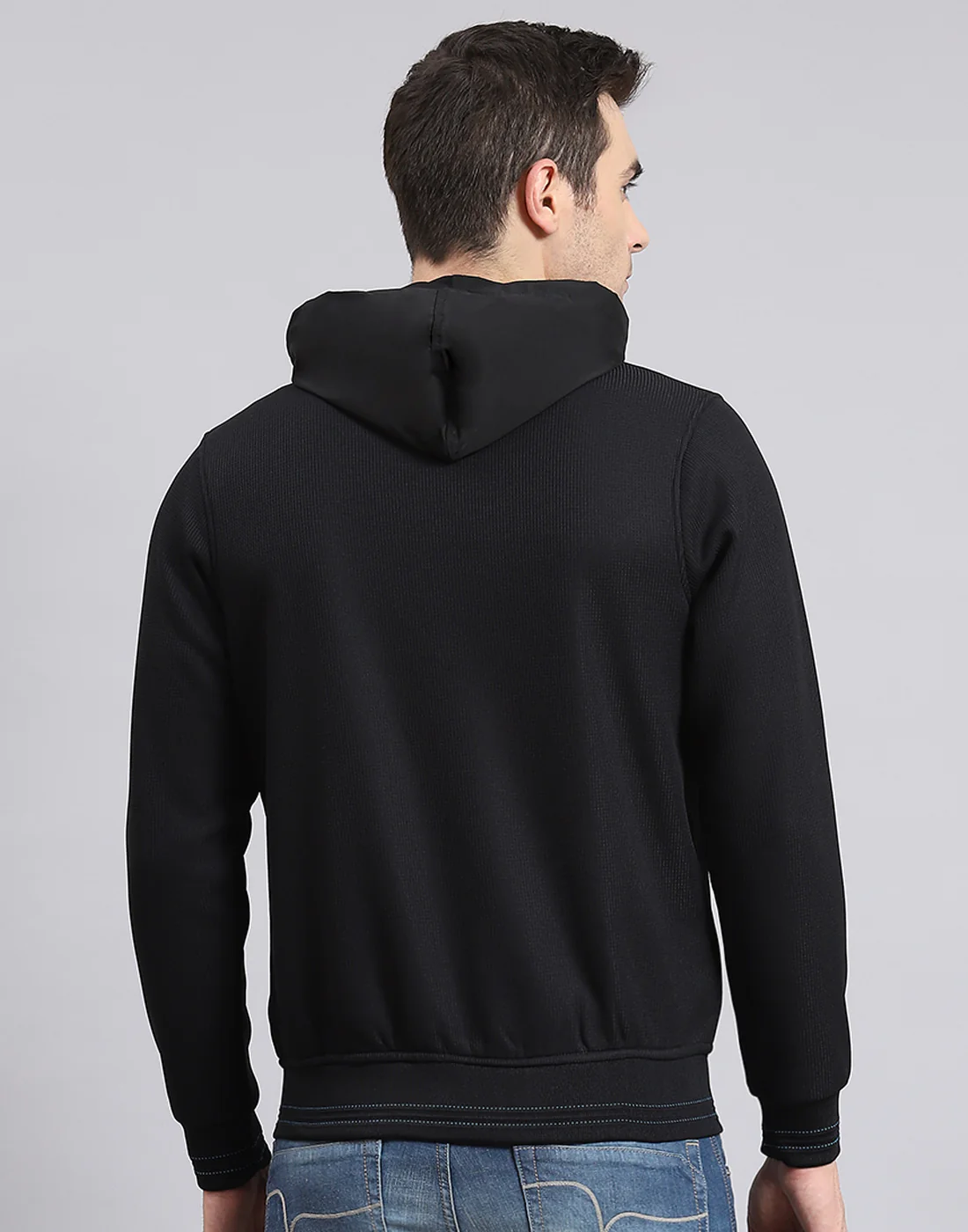 Men Black Solid Hooded Full Sleeve Sweatshirt - Image 7