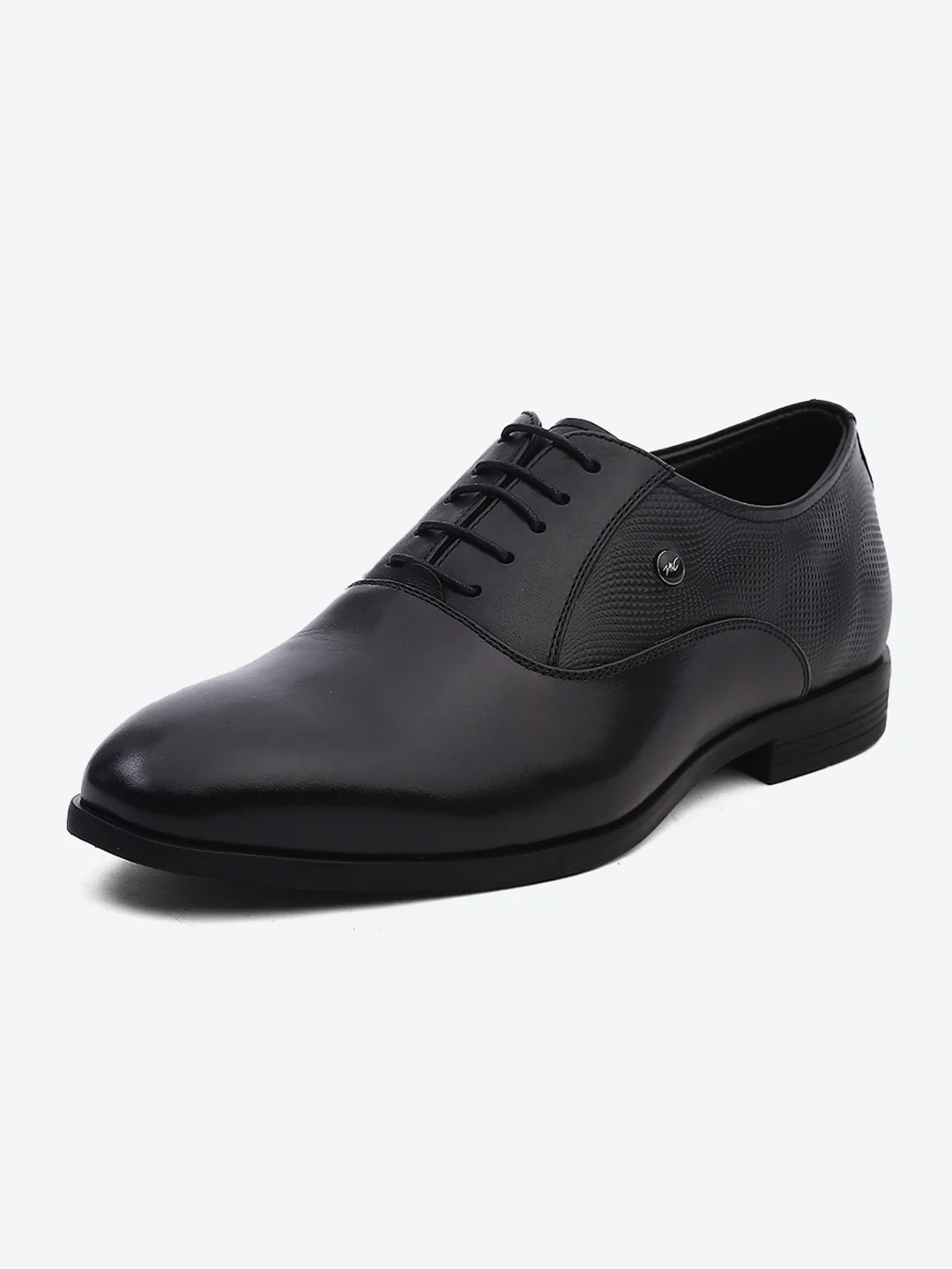Men Black Solid Lace Up Genuine Leather Formal Oxfords - Image 2