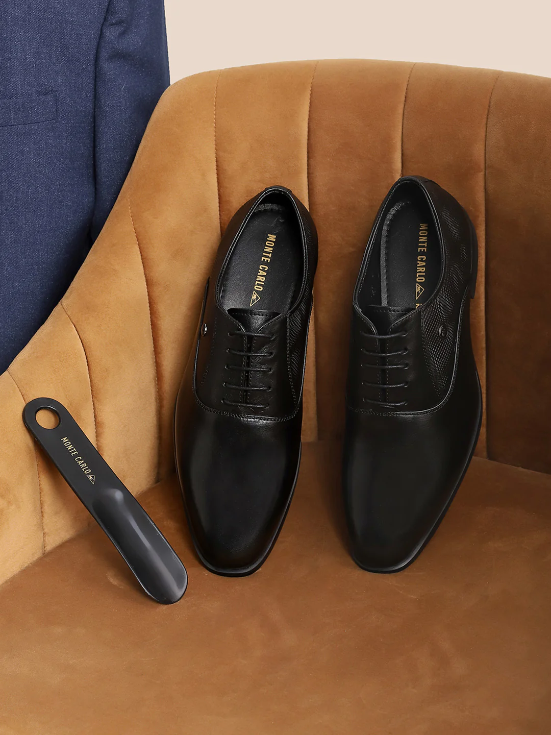 Men Black Solid Lace Up Genuine Leather Formal Oxfords - Image 9