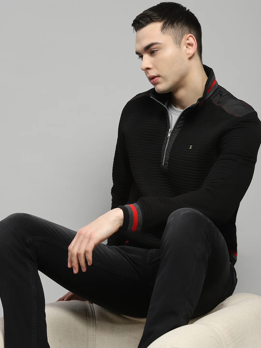Men Black Solid Mock Neck Full Sleeve Sweatshirt - Image 6