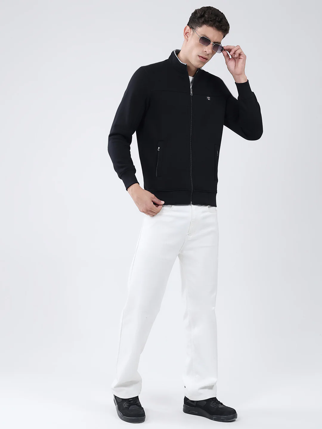 Men Black Solid Mock Neck Full Sleeve Sweatshirt - Image 2