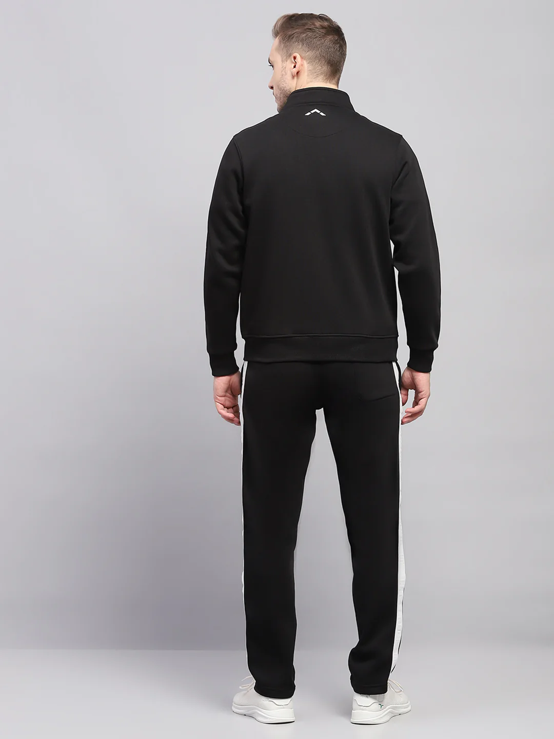 Rock.it Men Black Solid Mock Neck Full Sleeve Winter Tracksuit - Image 5