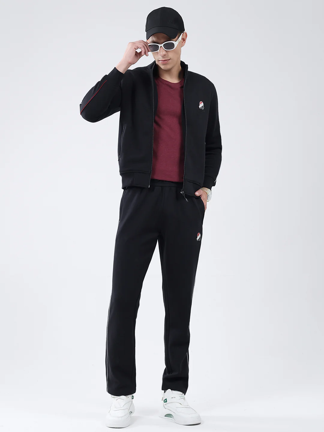Men Black Solid Mock Neck Full Sleeve Winter Tracksuit - Image 2