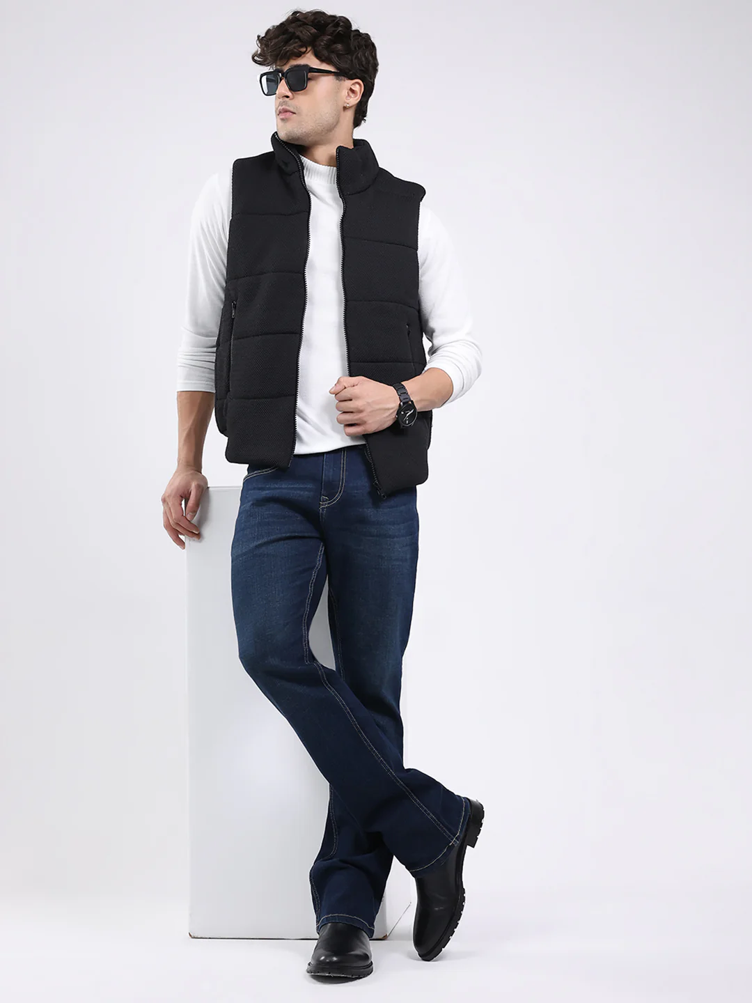 Men Black Solid Mock Neck Sleeveless Jacket - Image 2