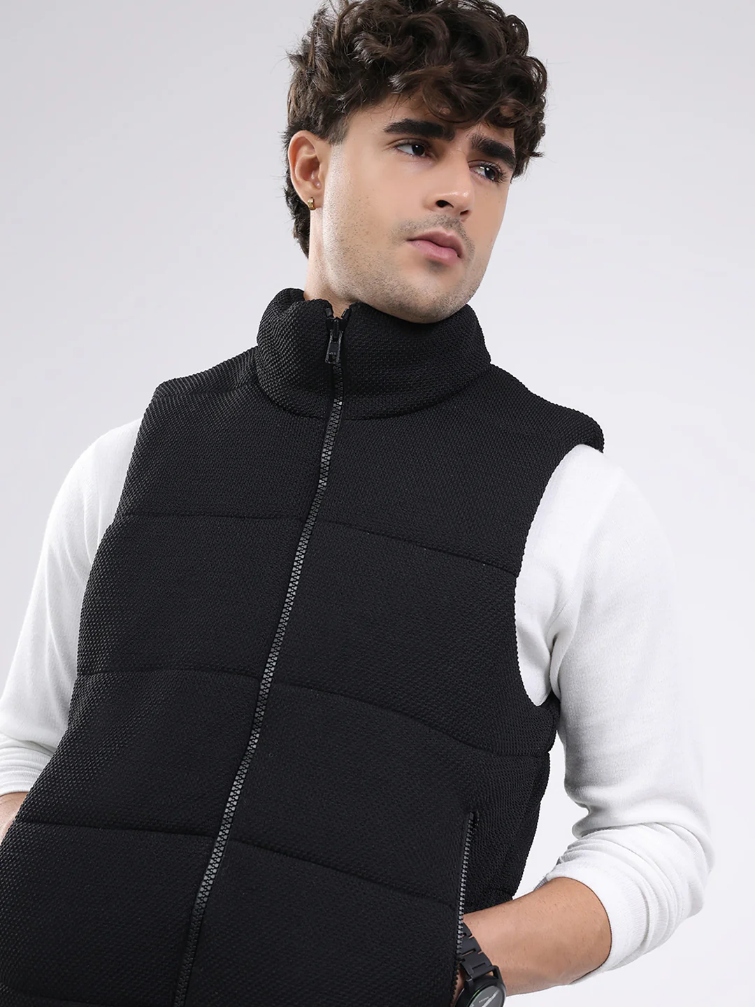 Men Black Solid Mock Neck Sleeveless Jacket - Image 7