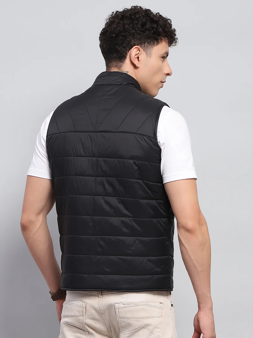 Rock.it Men Black Solid Mock Neck Sleeveless Jacket - Image 5