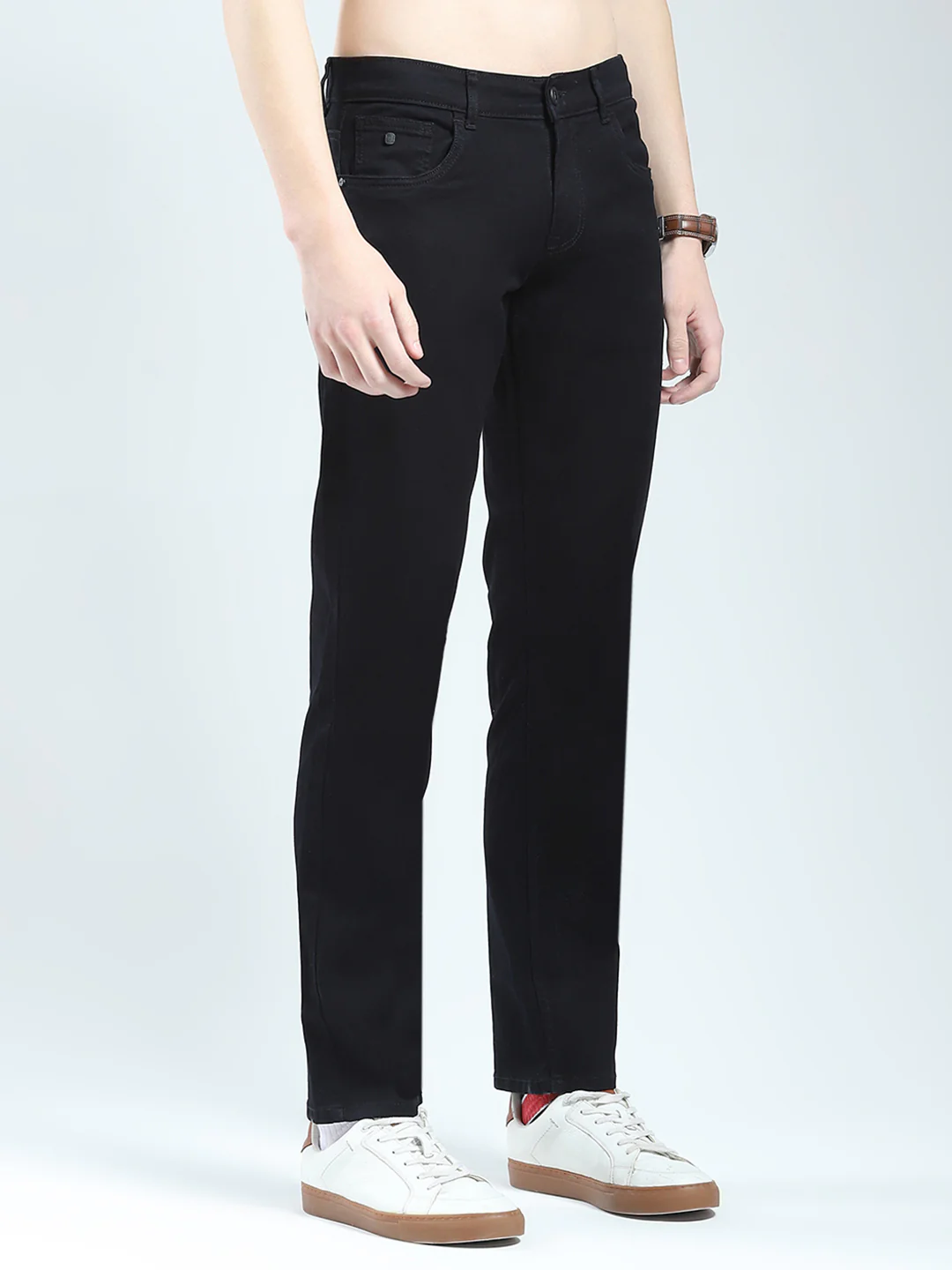 Men Black Solid Narrow Fit Denim - Image 4