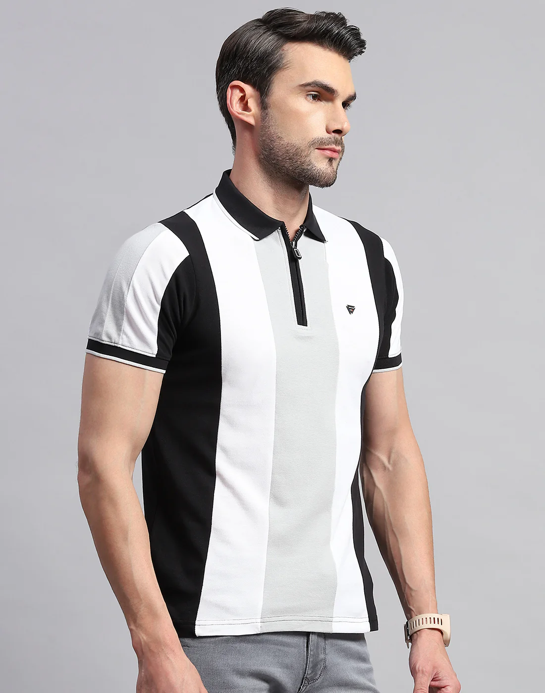 Men Black Solid Polo Collar Half Sleeve T-Shirt - Image 4