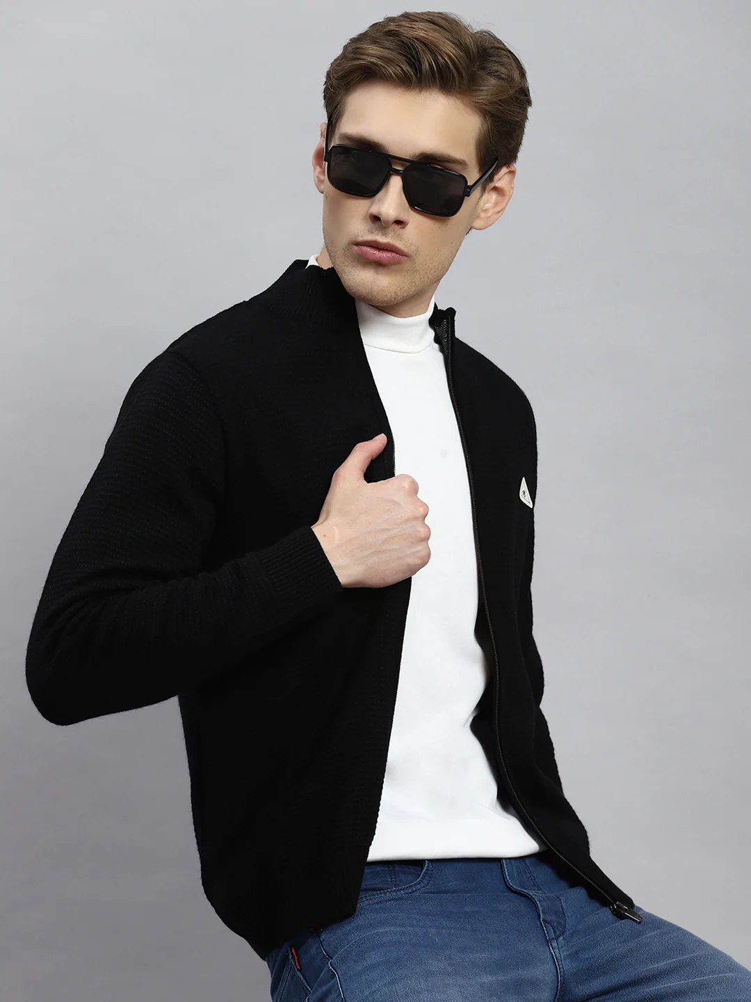 Men Black Solid Pullover - Image 2