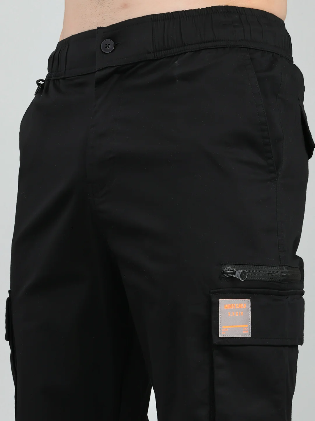 Men Black Solid Regular Fit Cargo - Image 4