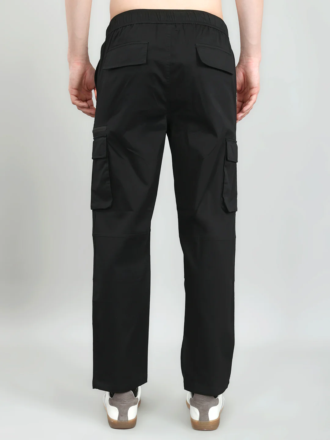 Men Black Solid Regular Fit Cargo - Image 5