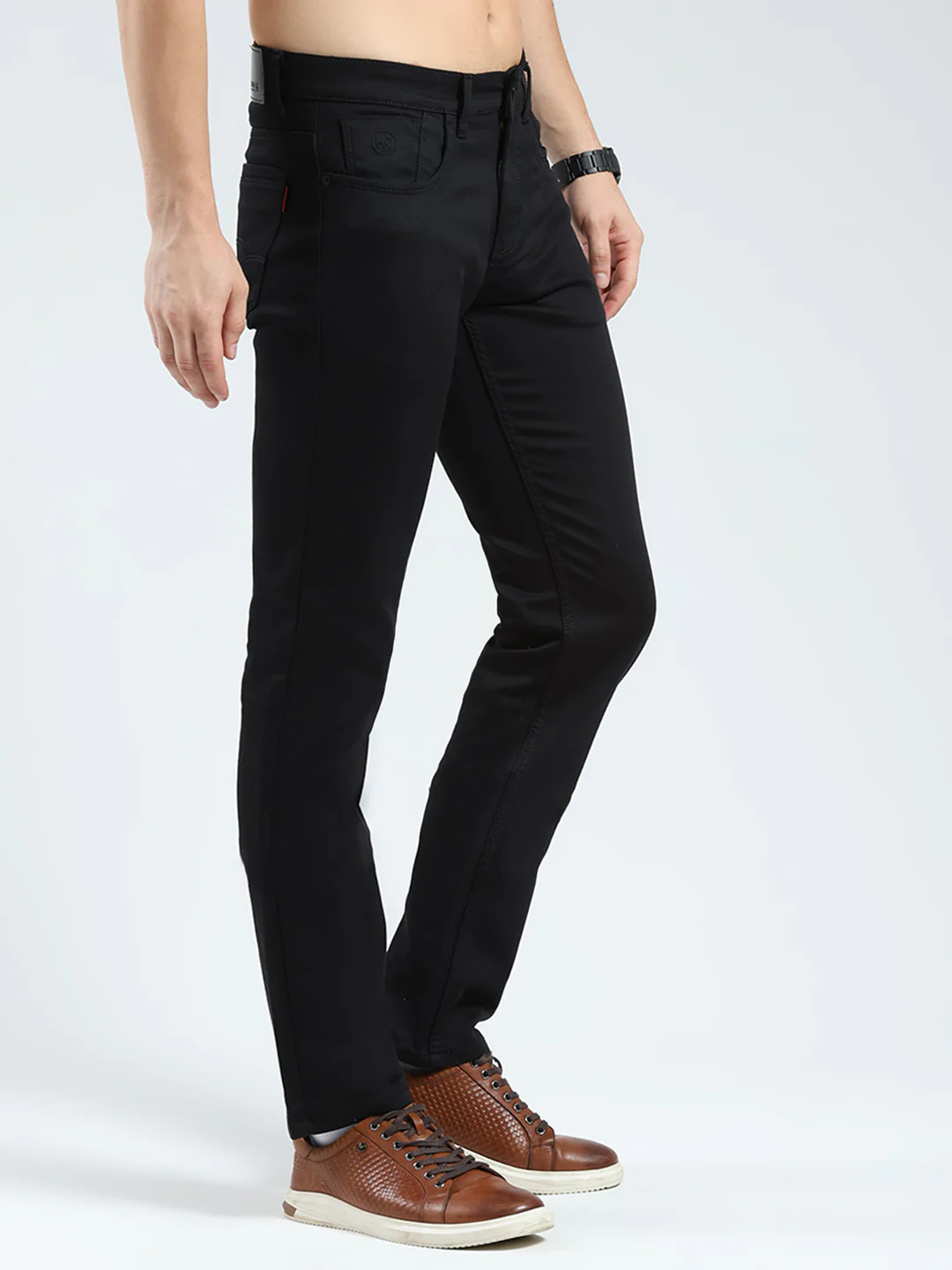 Men Black Solid Narrow Fit Denim - Image 4