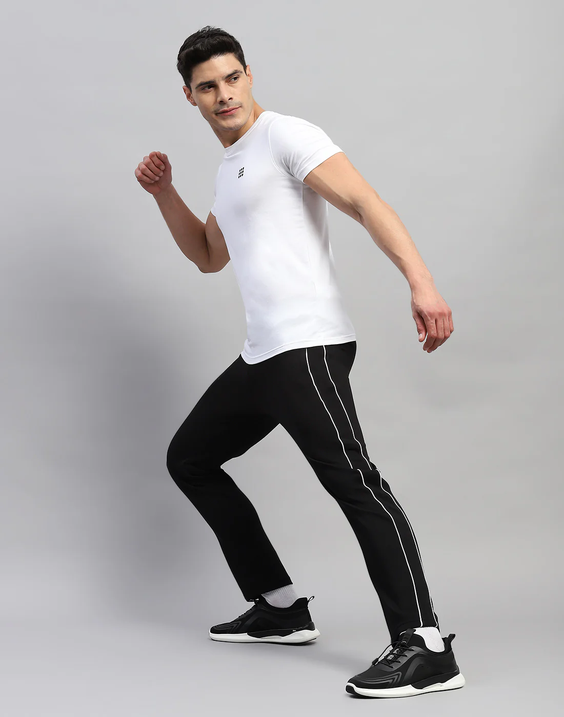 Rock.it Men Black Solid Regular Fit Lower - Image 2