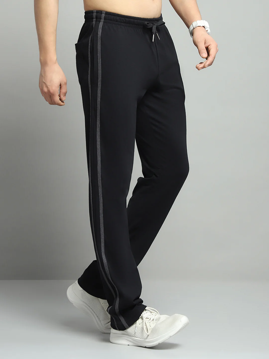 Men Black Solid Regular Fit Lower - Image 4