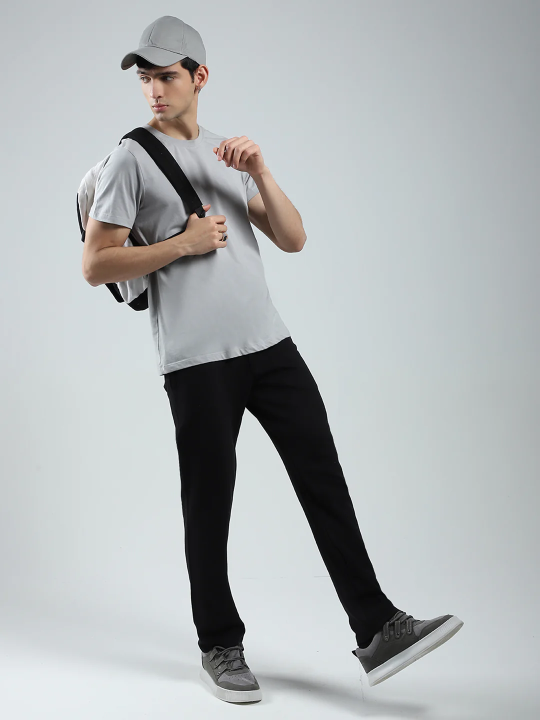 Men Black Solid Regular Fit Lower - Image 2