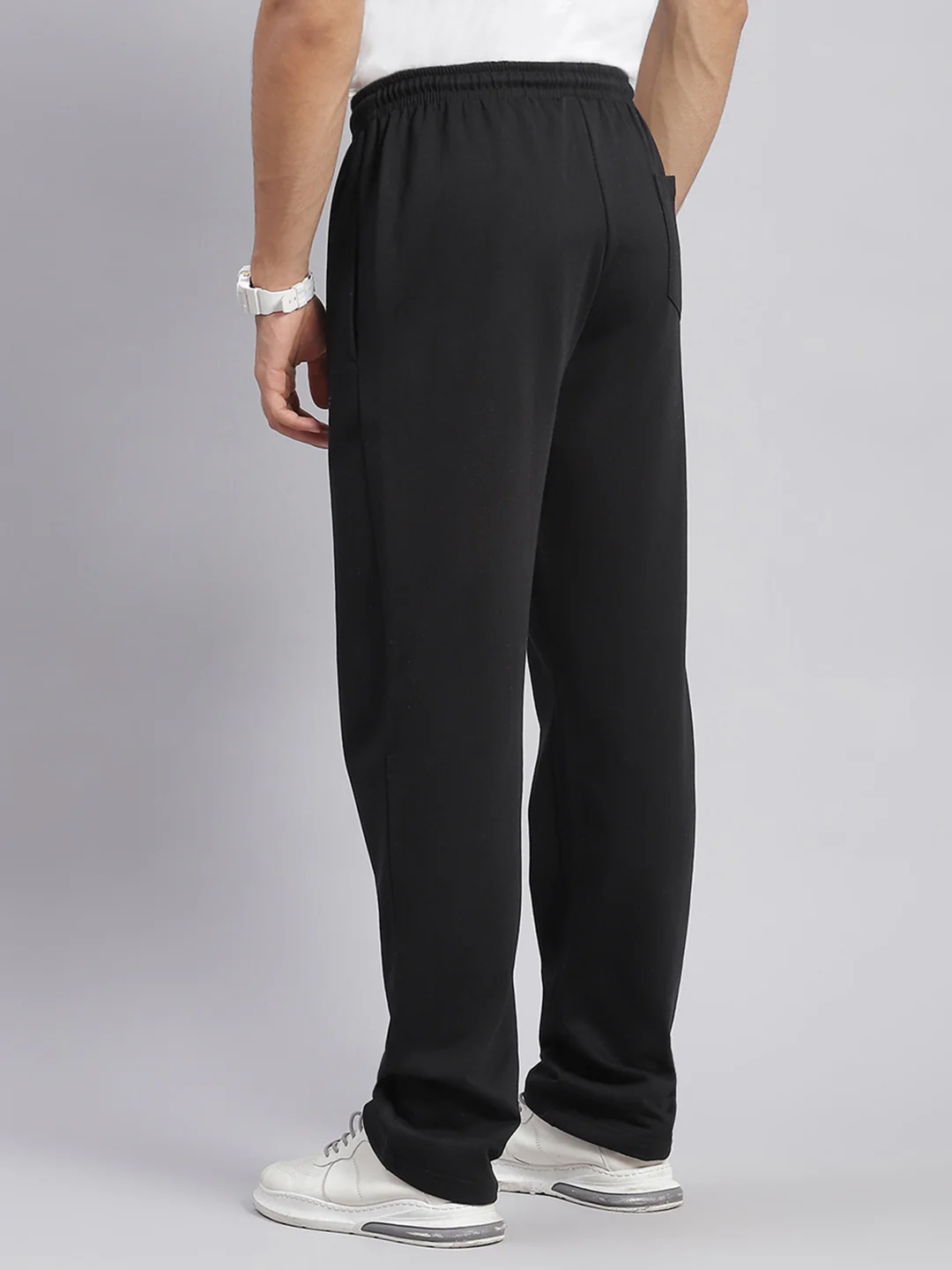 Men Black Solid Regular Fit Winter Lowers - Image 5