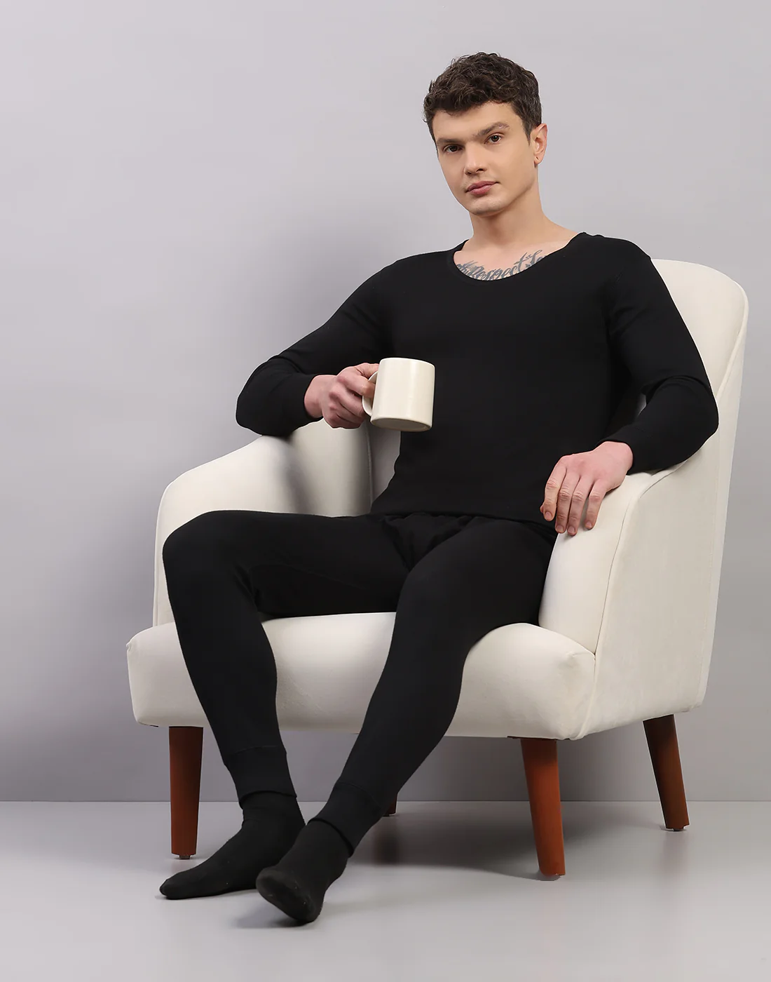 Men Black Solid Regular Fit Thermal Lower - Image 5