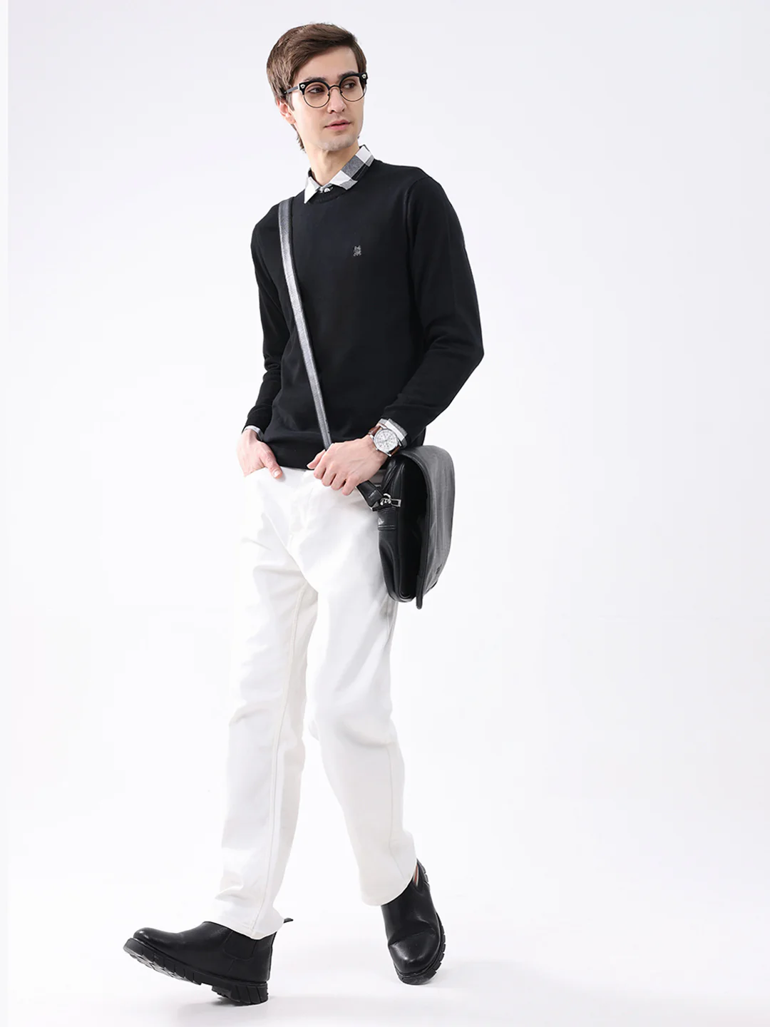 Men Black Solid Round Neck Full Sleeve Pullover - Image 2
