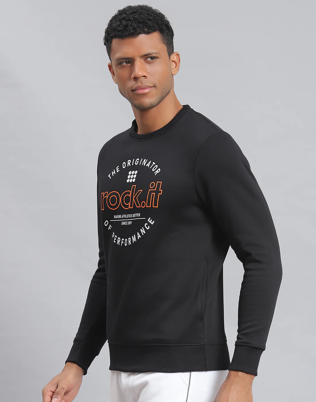 Rock.it Men Black Solid Round Neck Full Sleeve Sweatshirt - Image 4