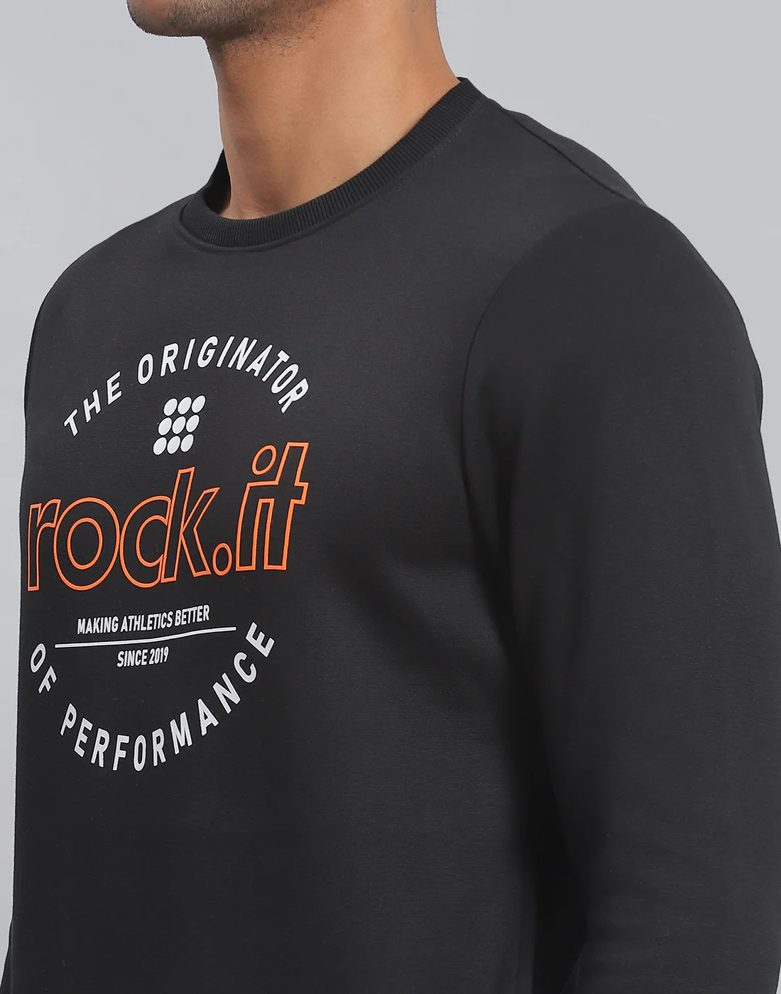 Rock.it Men Black Solid Round Neck Full Sleeve Sweatshirt - Image 7