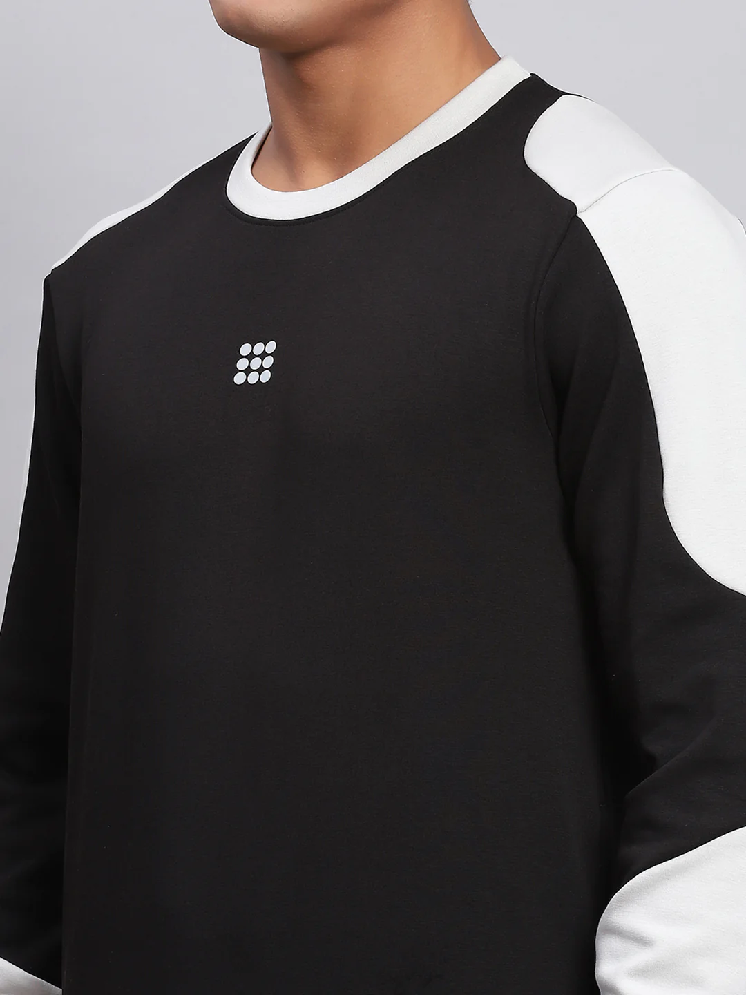 Rock.it Men Black Solid Round Neck Full Sleeve Sweatshirt - Image 6