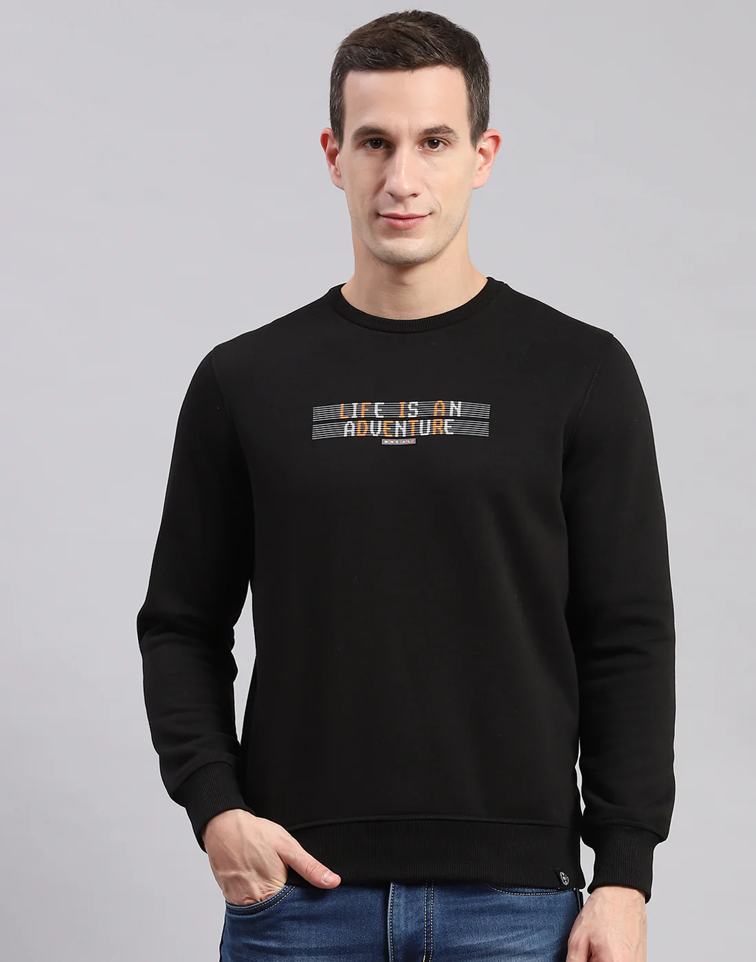 Men Black Solid Round Neck Full Sleeve Sweatshirts - Image 3