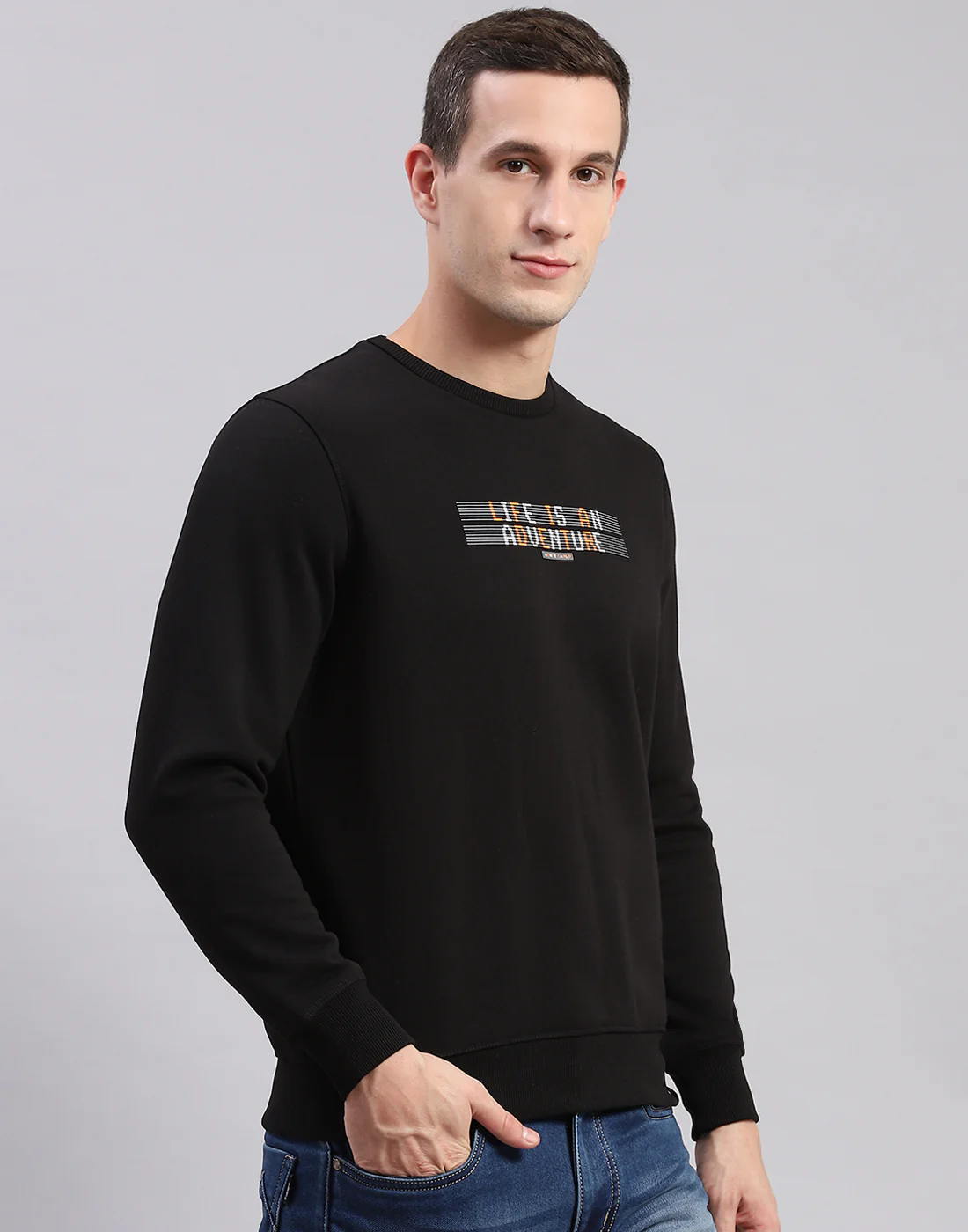 Men Black Solid Round Neck Full Sleeve Sweatshirts - Image 5