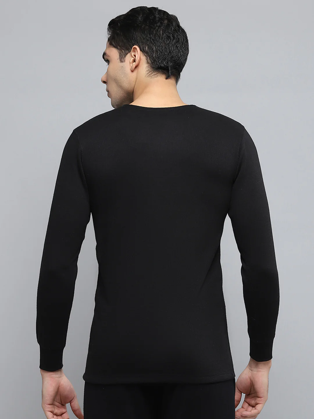 Men Black Solid Round Neck Full Sleeve Thermal Vest - Image 5