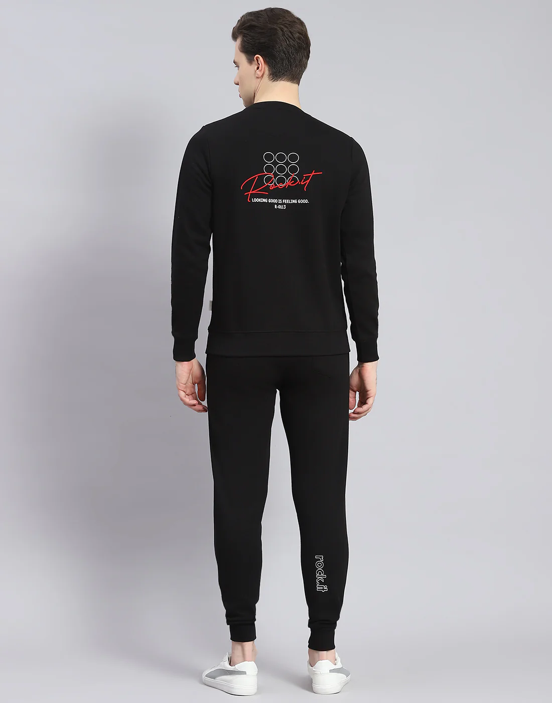 Rock.it Men Black Solid Round Neck Full Sleeve Tracksuit - Image 2