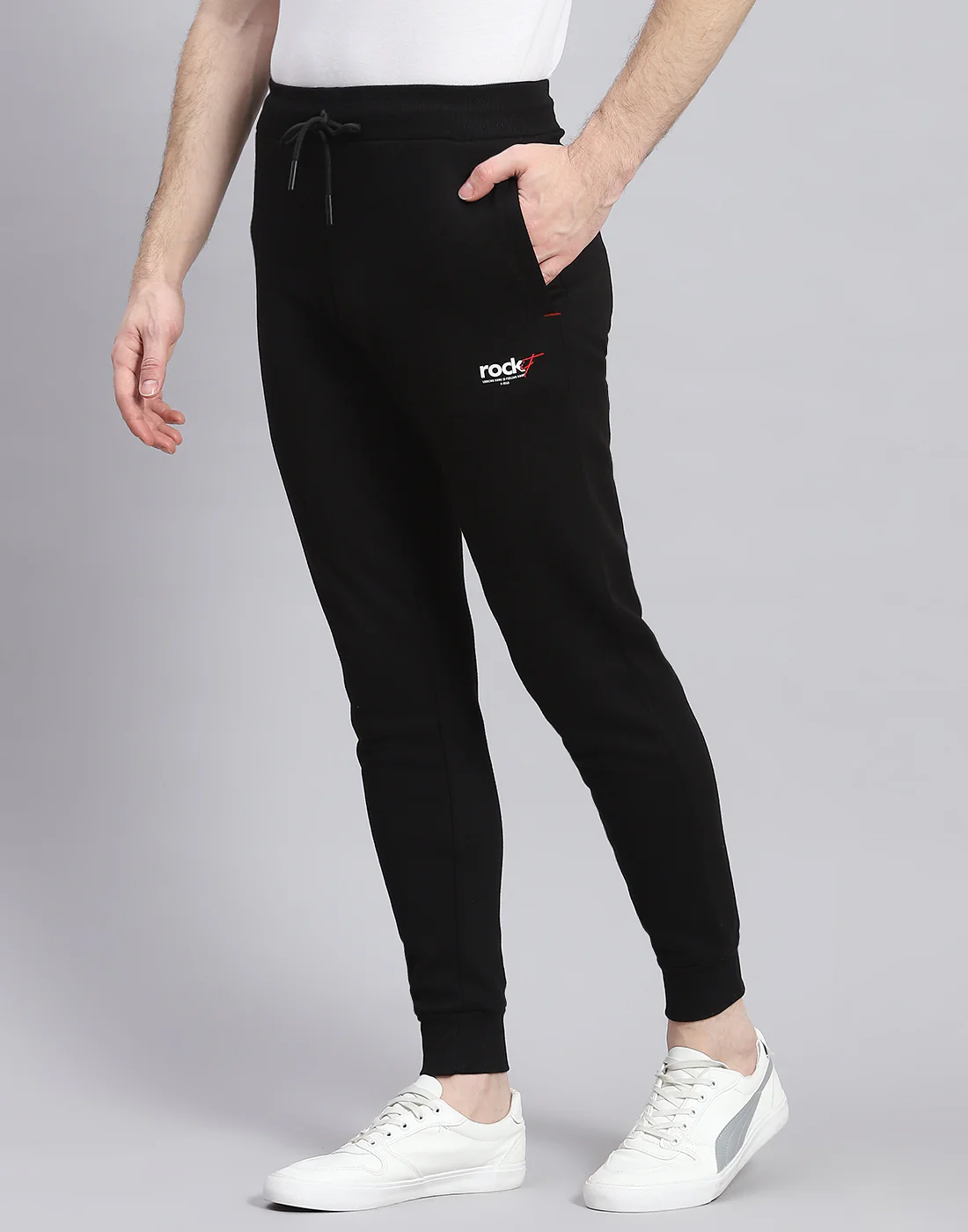 Rock.it Men Black Solid Round Neck Full Sleeve Tracksuit - Image 8