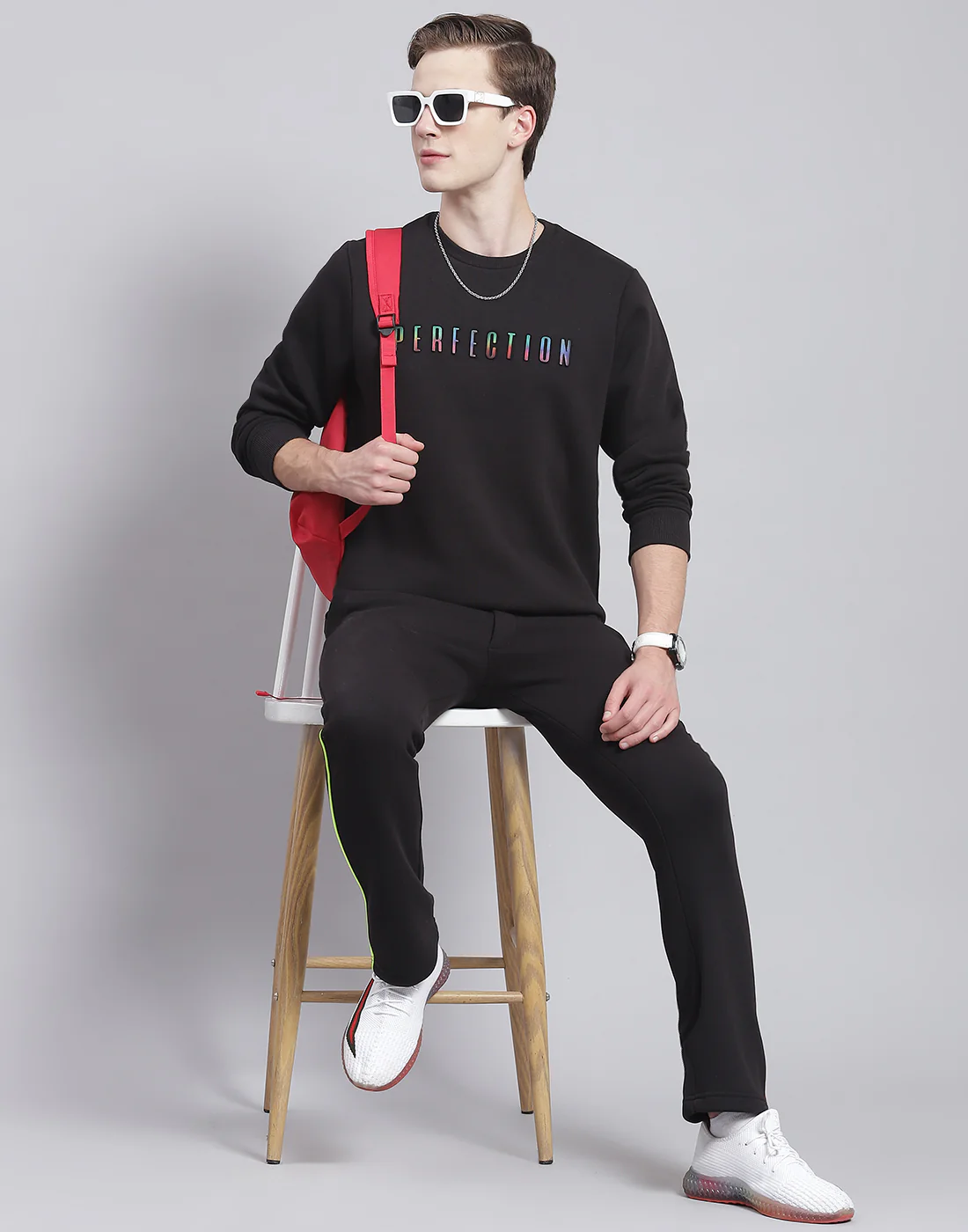 Men Black Solid Round Neck Full Sleeve Tracksuit - Image 2