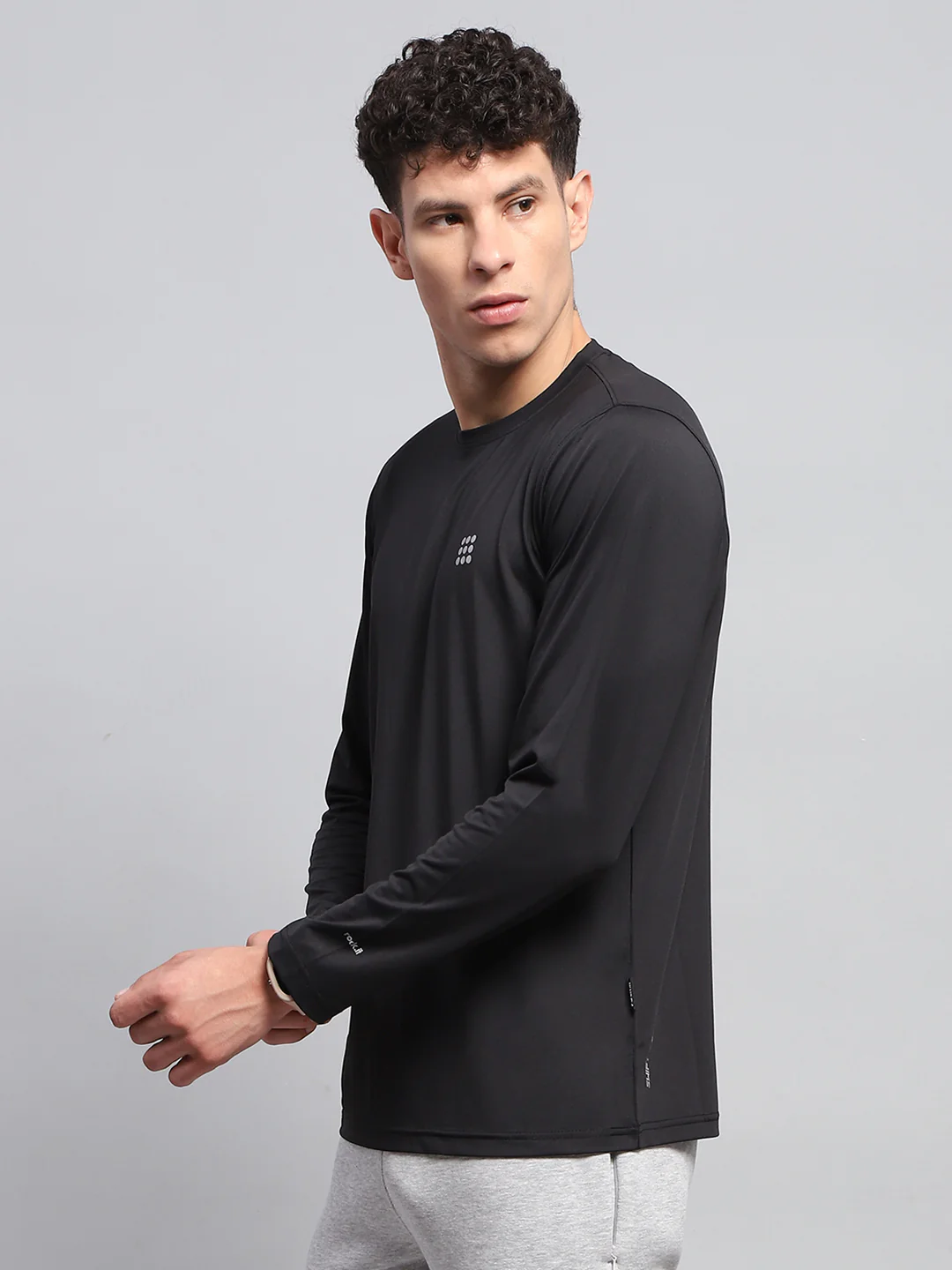 Rock.it Men Black Solid Round Neck Full Sleeve Winter T-Shirt - Image 3