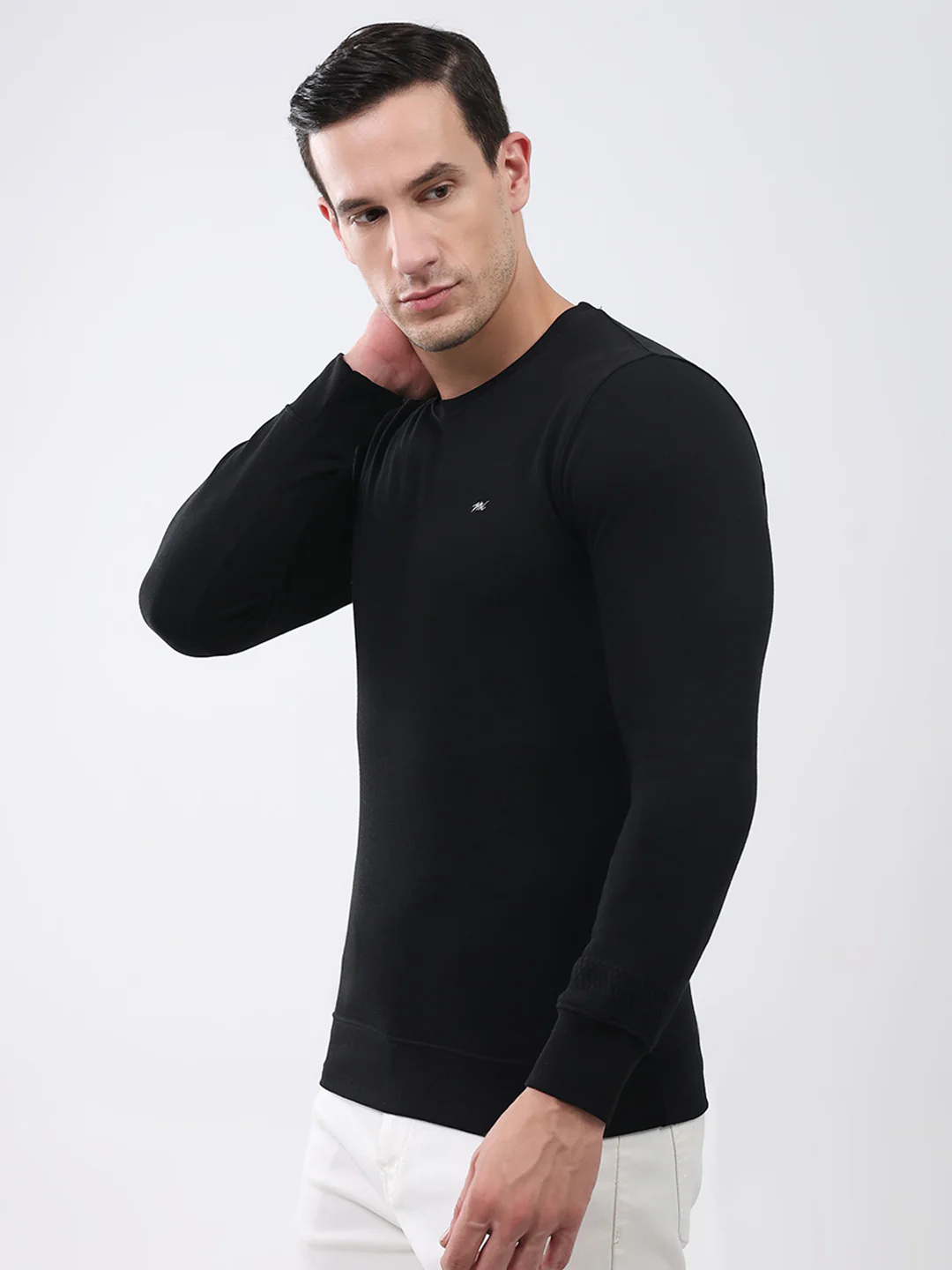 Men Black Solid Round Neck Full Sleeve Winter T-Shirt - Image 3