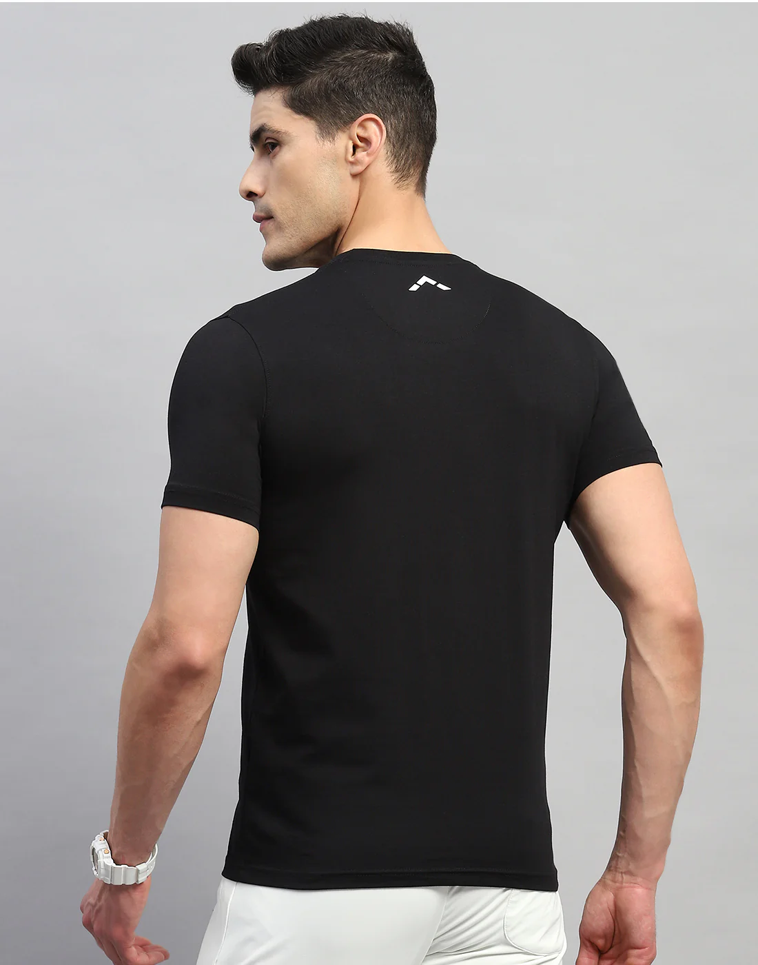 Rock.it Men Black Solid Round Neck Half Sleeve T-Shirt - Image 5