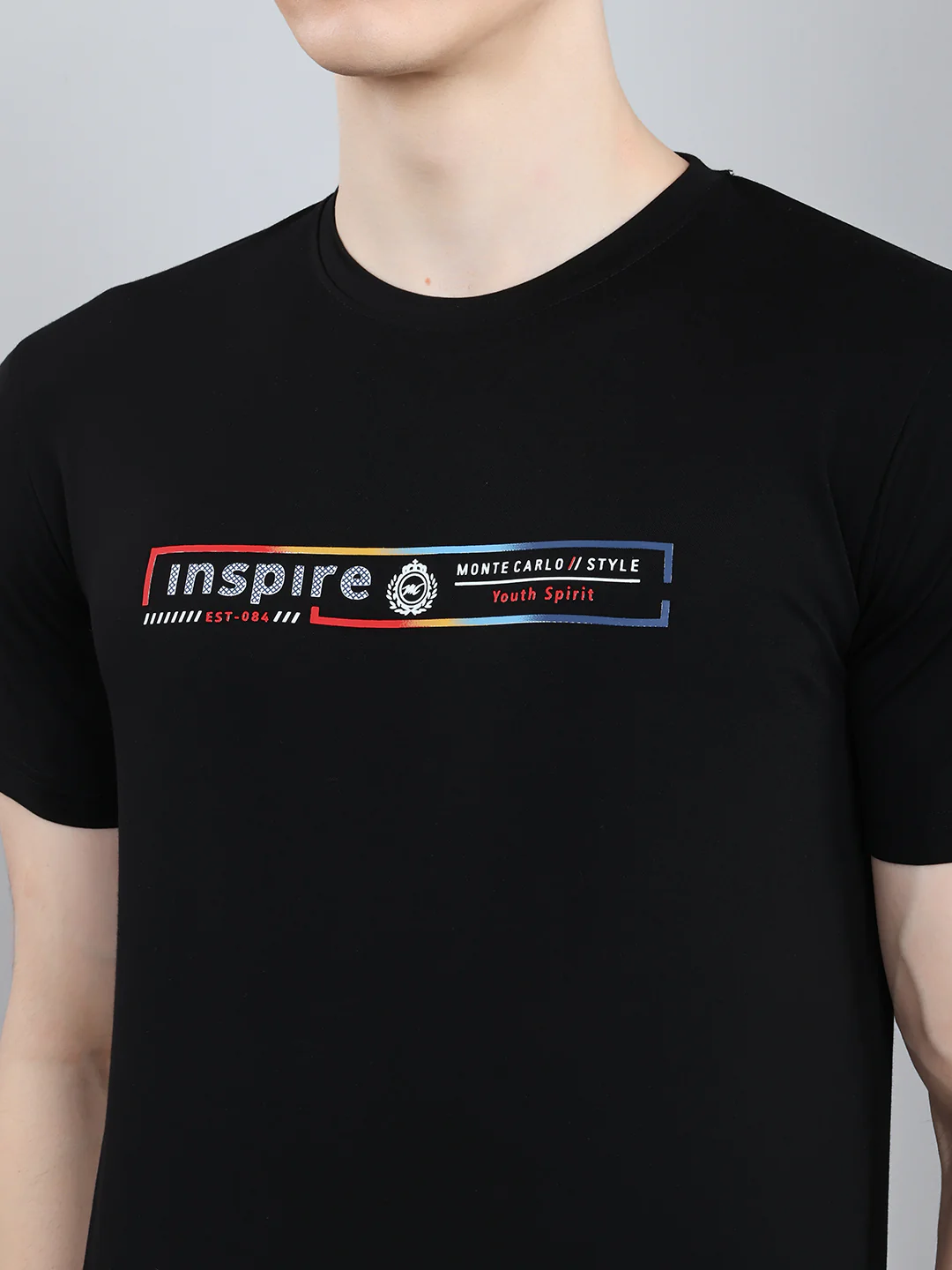 Men Black Solid Round Neck Half Sleeve T-Shirt - Image 5