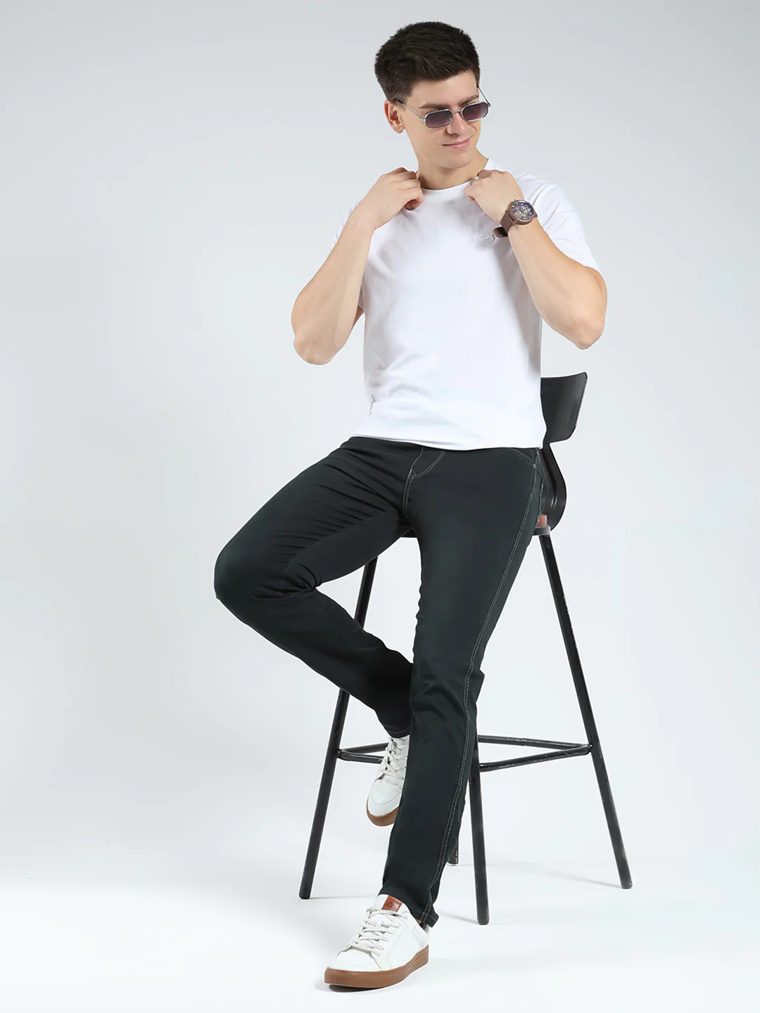 Men Black Solid Slim Fit Denim - Image 2