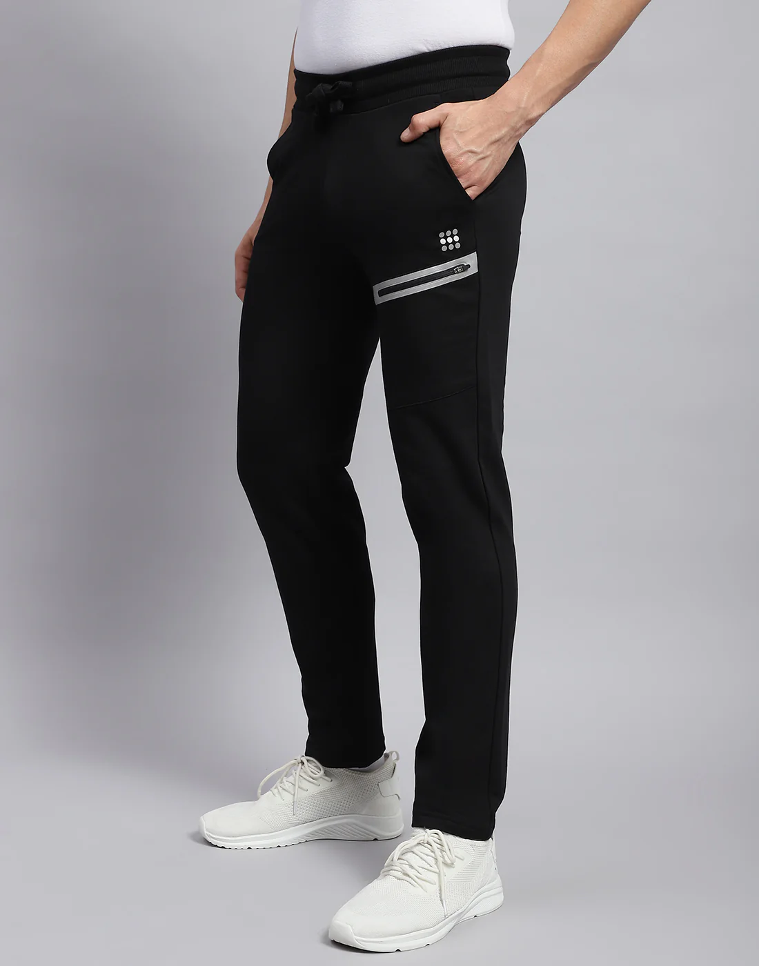 Rock.it Men Black Solid Smart Fit Jogger - Image 3