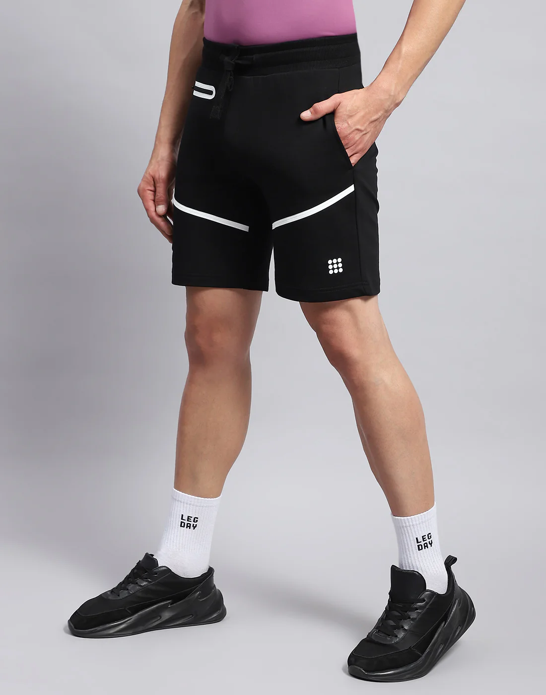 Rock.it Men Black Solid Smart Fit Short - Image 4