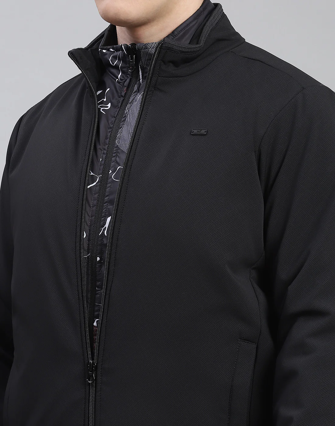 Men Black Solid Stand Collar Full Sleeve Reversible Jacket - 2 Pc set - Image 15